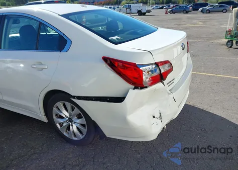 2015 Subaru Legacy 2.5I Premium из США, поврежденный, VIN 4S3BNAC62F3027451